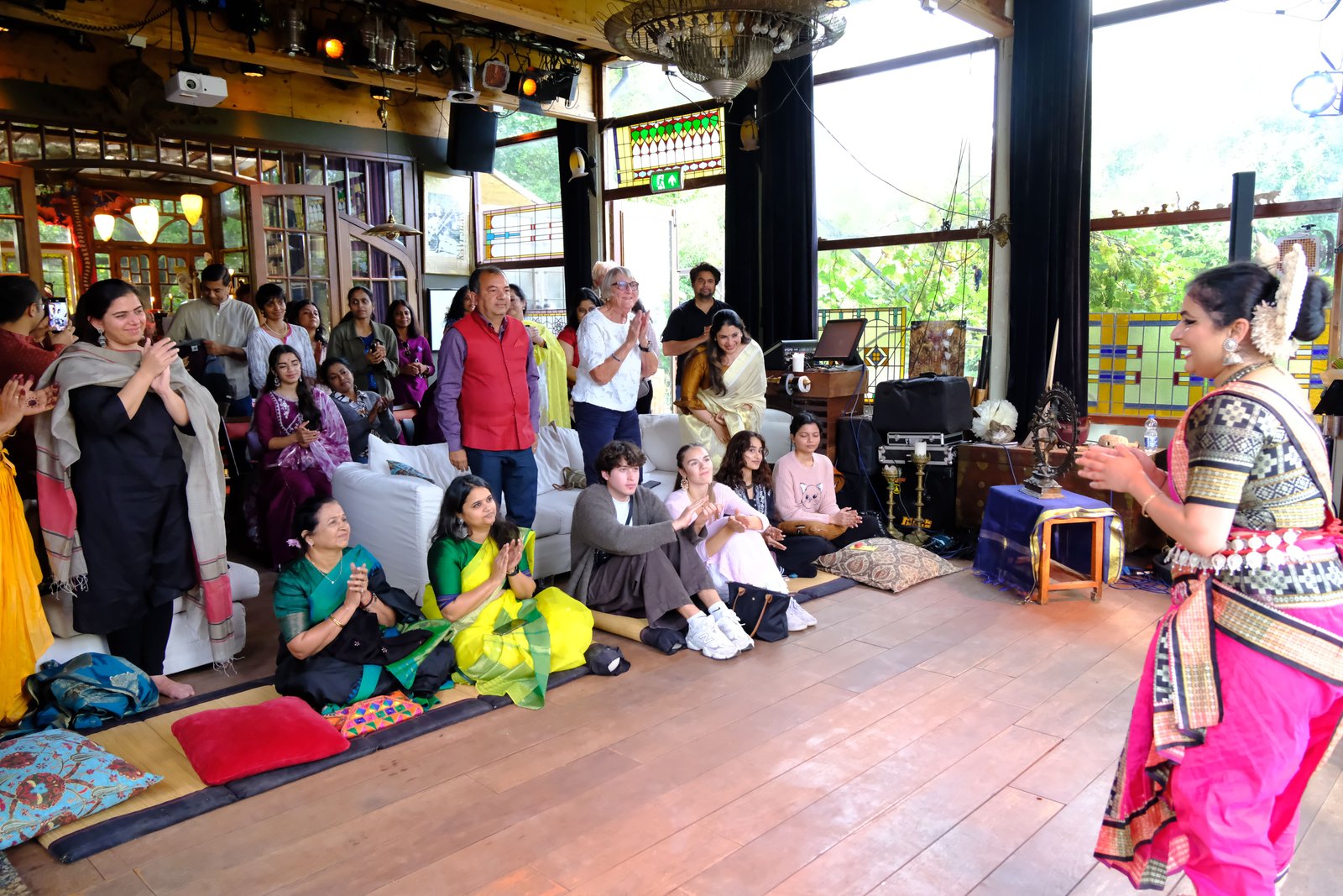Audience reception at cultural event