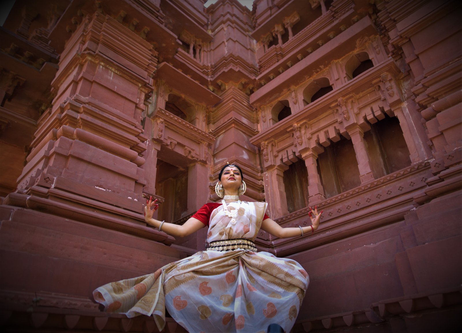 Odissi classical pose